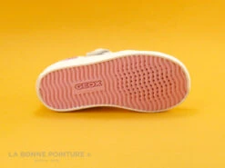 Geox SP GISLI J024NB Blanc Rose Love - Basket Fille -Chaussures De Mode cd24607c73b9e66c561f35ea11d5d5ef img 1766.jpg 144709