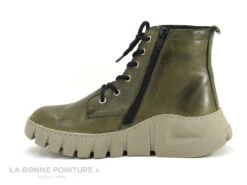 Karyoka IAN Kaki - Pochette Multicolore - Boots Plateforme Femme Kaki -Chaussures De Mode cd24607c73b9e66c561f35ea11d5d5ef img 4453.jpg 176946