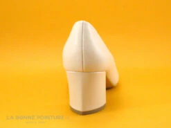 Marco Tozzi 2-22419-20 Cream - Escarpin Beige Pointu - Talon Incurve 10 Marco Tozzi 2-22419-20 Cream - Escarpin Beige Pointu - Talon Incurve -Chaussures De Mode cd24607c73b9e66c561f35ea11d5d5ef img 5961.jpg 179089