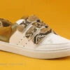 The Divine Factory QL4603 Blanc Camel Cobra - Basket 3 Velcros